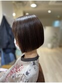 20代30代ミニボブ暗色ココアブラウン小顔美肌ストレート丸み