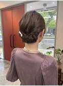 シニヨンヘア