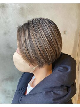 マサゴ アヴェダ(masago AVEDA) 根元は地毛を残しグラデーションにする事で長持ちします