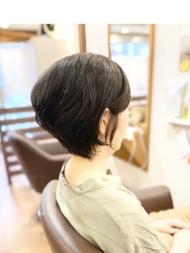 フリージア(freesia) 30代40代50代/ショートボブ/艶髪スタイル