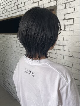 ピアーネ(PIANE) 暗髪ショートウルフ