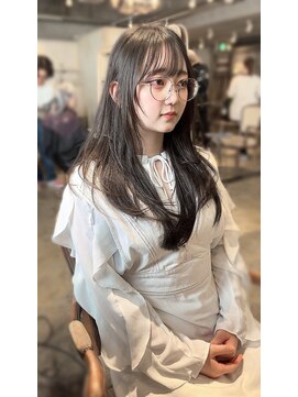 髪質改善と縮毛矯正の専門店 サンティエ(scintiller) 大人綺麗な小顔襟足スッキリショートボブ　30代40代50代