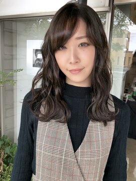 ウシワカマル ミライ(USHIWAKAMARU MIRAI) 艶めくナチュラルアッシュ