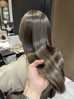 リオリス ヘア サロン(Rioris hair salon) グレーアッシュ×髪質改善カラー