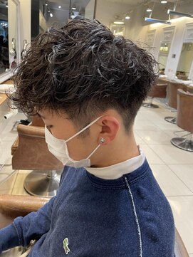 ネオリーブアイム 横浜西口店(Neolive aim) 横浜★刈り上げハイウエイト外国風スパイラルパーマ