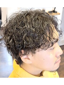 ヘアーショップケイ(HAIR SHOP K.) センターパート×ツイスパ