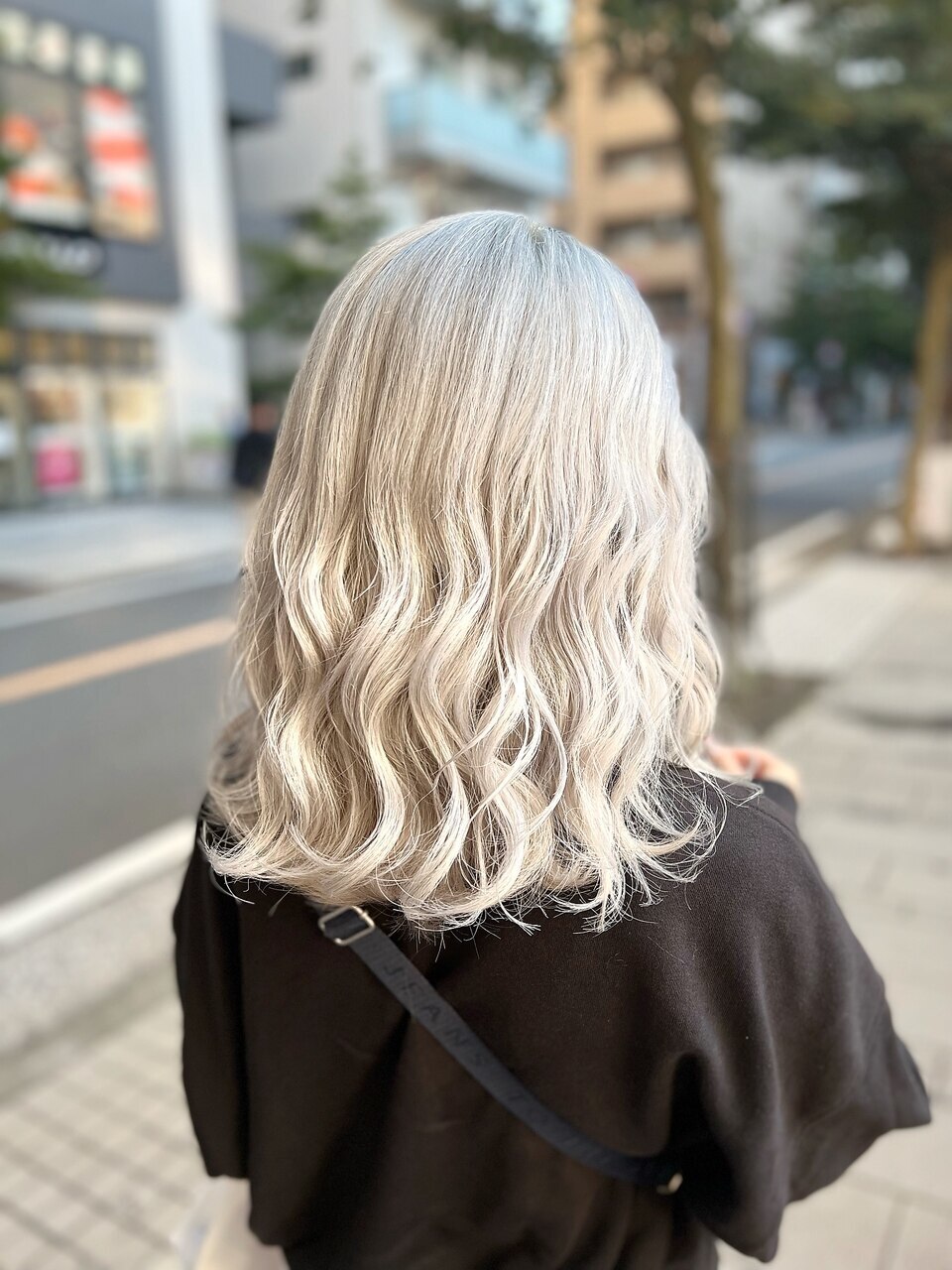 【ケアブリーチ】Wカラー+Aujua外部補修2ステップトリートメント　\16000〜