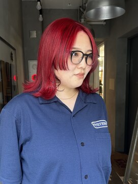 ジーナ(XENA) レッドカラー　姫カット　渋谷　デザインカラー