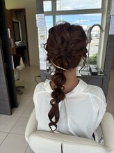 ヘアーラヴワン 館林 大人気！ゆるふわ編みおろし！