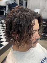 メイン(MENIN)&nbsp;【Insta@hi_de0205】ミディアムパーマ[相模大野/町田/眉毛/韓国]