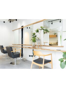 丁寧なカウンセリングでお悩みなど相談しやすい♪女性ならではの視点でお客様と向き合い丁寧に施術します。