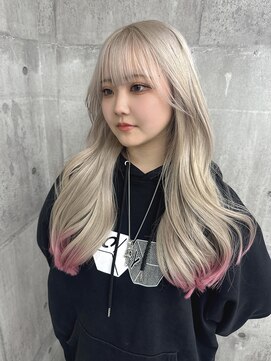 モニカ 栄店(MONIQA) ホワイトベージュ