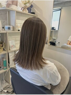 カミノワ(kaminowa) 白髪率20%おすすめヘア/神戸/三宮/脱白髪染め/白髪ぼかし/