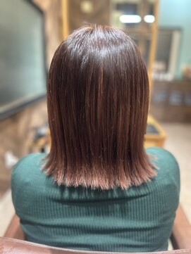 ピンクブラウン