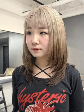 ジアン テラス(GIEN TERRASSE) レイヤーカット/ルーツカラー/ホワイトベージュ@重里