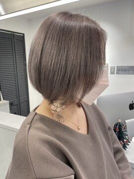 ルーブ トウキョウ(Loob. TOKYO) ハイトーンボブミルクティーベージュピンクベージュダブルカラー