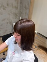 ポルム パプリカ(polum paprika)&nbsp;ハイライトカラー艶カラーカーキベージュミディアムヘア髪質改善