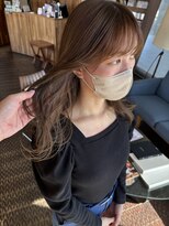 ワン キューバイ アングゥ 仙台本町(1 QUE BY UNGU)&nbsp;柔らかベージュカラー