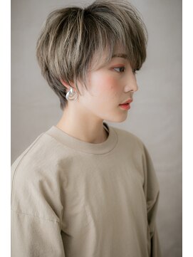 カバーヘア 上尾西口店(COVER HAIR) グレイアッシュインナーカラーくせ毛ショートY上尾10代20代30代