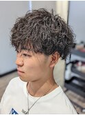 ツーブロック波巻きショート