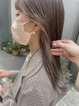 デイジー(Daisy) 天神 大名 ホワイティーベージュ インナーカラー