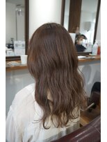 モアナ 逗子(MOANA)&nbsp;秋ベージュ ナチュラルウェーブスタイル