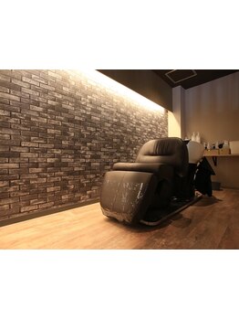 髪のお悩みは人それぞれ…。髪のことを知りつくしたプロがあなたのお悩みに合わせたアドバイスを致します。