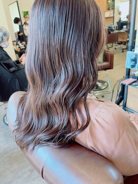 ナンバー エミライ 溝の口(N° emirai) 【emirai/宗方】透けるゆる巻きパーマ