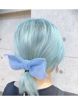 ルフレ 新宿歌舞伎町店(Reflet)&nbsp;水色カラー/推しカラー/ハイトーン/ブリーチ/韓国/スカイブルー