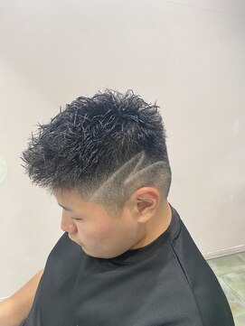 アルファサリダ(ALPHA SALIDA) ツイストパーマ×ライン