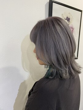 アチェロプラス 幸手店(acero+) 透明感溢れるシルバー×グリーンイヤリングカラー