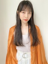 アム(amu)&nbsp;シースルーバング×ロングヘア/ぱっつん前髪/前髪カット