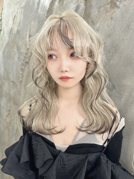 モニカ 栄店(MONIQA) ホワイトベージュ×ブラウン