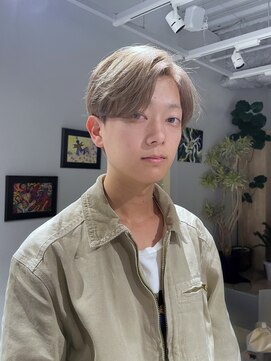 バイエイト 今池(By eight) men's人気透明感ベージュ