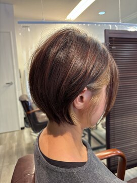 シフトヘア インナーカラーショート