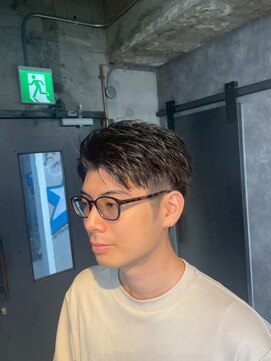 カーニー 北千住(kearny) メンズカットパーマ/ニュアンスパーマ/フェザーパーマ[北千住]