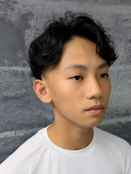 サロンレイビューティー(SALON Leh BEAUTY)の写真/メンズカジュアルを楽しむなら、SALON Leh BEAUTY 【レイ】へ！あなたの魅力を引き出す特別なひと時を☆