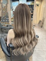 ラピス 横浜(Lapis)&nbsp;ミルクティーベージュシールエクブリーチカラーレイヤーカット