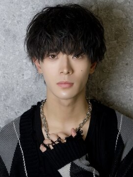 ルーシー 川越(LUCEY) ツイストスパイラルパーマ波巻きパーマシャドウパーマメンズ