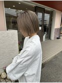 ボブに合う伸びても気にならないバレイヤージュカラー