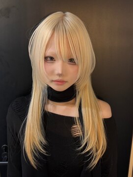 ベレーザ 渋谷(BELEZA) 18067ホワイトミルクティーブロンドレイヤーくびれミディアム