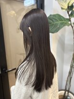 ヌープヘアーアイス(NUUP.hair ici)&nbsp;オリーブグレージュ×レイヤー｜髪質改善で叶う艶透明感カラー