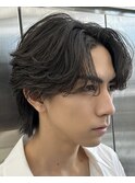 センターパートニュアンスパーマフェザーショート大人男子メンズ