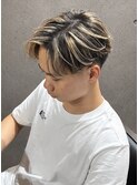 センターパートハイライトメッシュパーマ