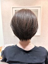 ルーム(room)&nbsp;30代40代大人女性の丸みショート