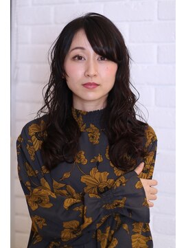 ガーデンエス 緑井店(GARDEN es) 大人ロングー秋ー