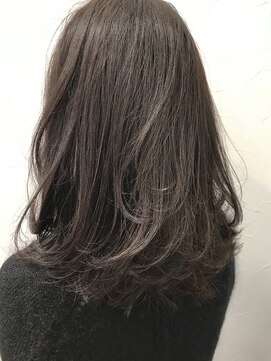 ハグ 横浜(HUG) 外国人風グレー系イノセントカラー☆暗めでも透明感は欲しい！