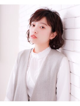 ルーラ(LAURA) スリークボブ