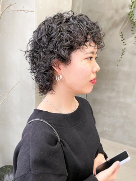 トゥコ(tuco) パーマくるくるパーマ強めパーマショートパーマベリーショート