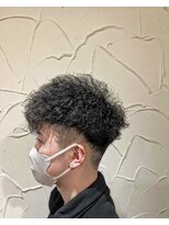 ナディアバイカリス(Nadia by charis)&nbsp;ツイストスパイラル|フェード|スペインカール